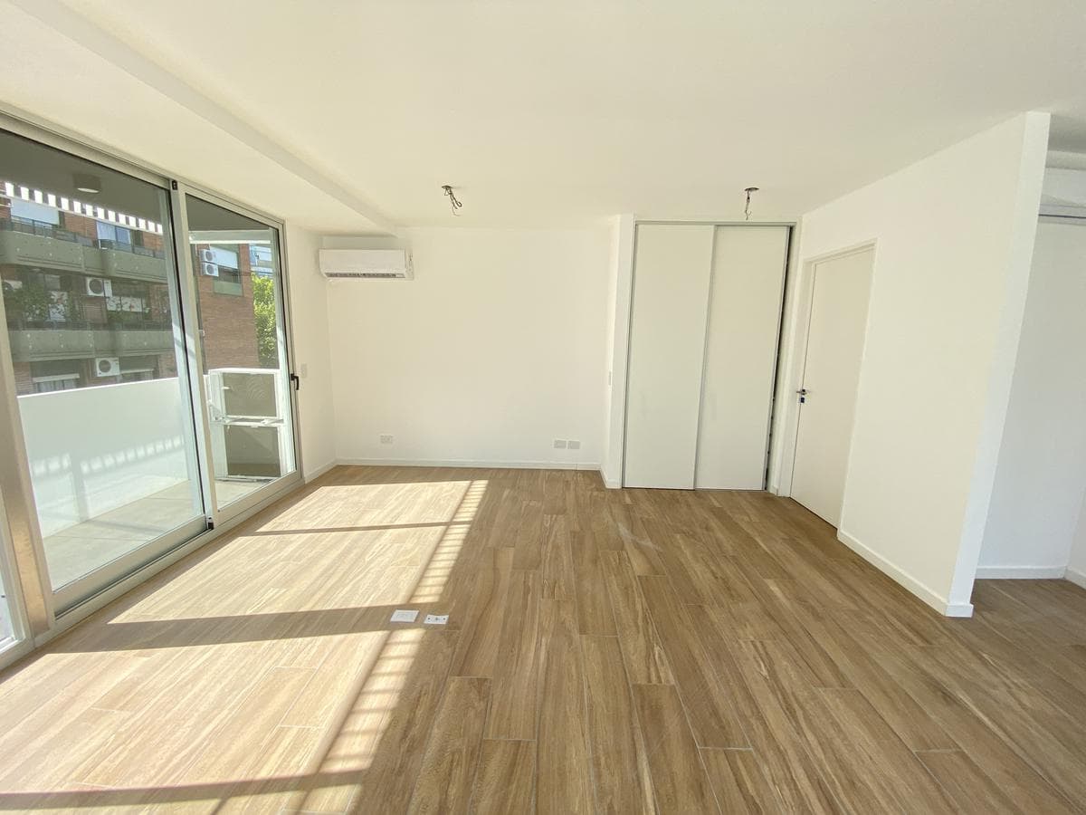 Departamento en Almagro, Lambare 1100 — foto 1 de 6
